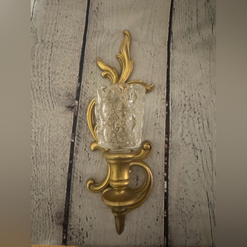 Syroco VTG Wall Sconce with Glass Holder